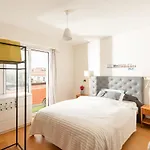 Διαμέρισμα Cozy Apartment, Center, Sea View And Parking *