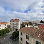 Cozy Apartment, Center, Sea View And Parking Μπιαρίτζ