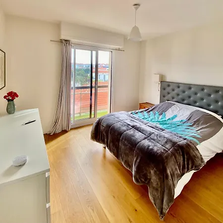 Cozy Apartment, Center, Sea View And Parking Biarritz